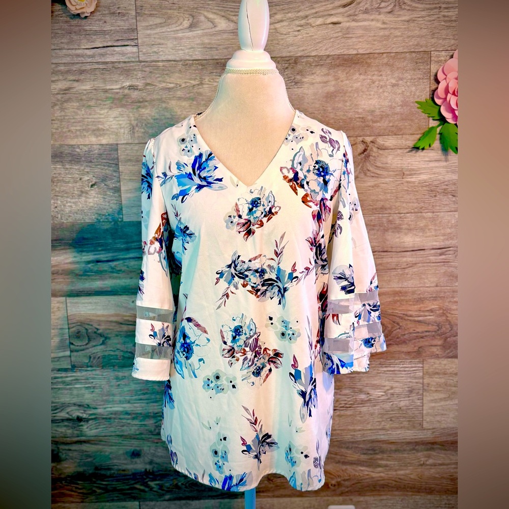 Flowy White/Blue Women’s Blouse with Bell Sleeves